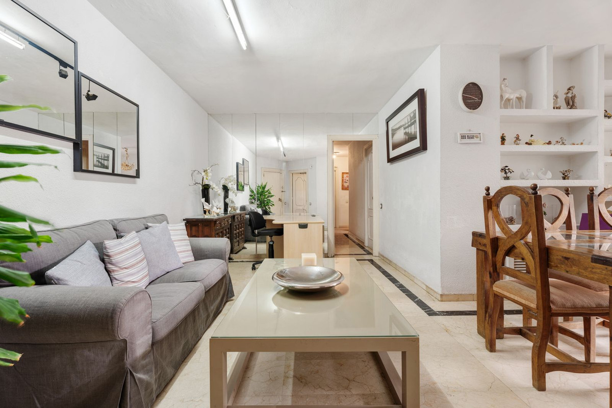 4 bedroom Apartments for sale in Marbella – R5148583