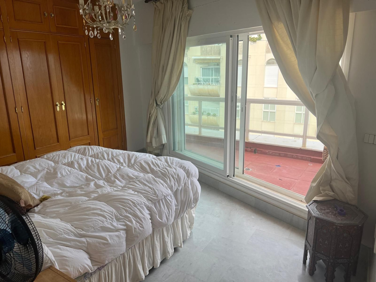 3 bedroom Penthouses for sale in Marbella – R5156926