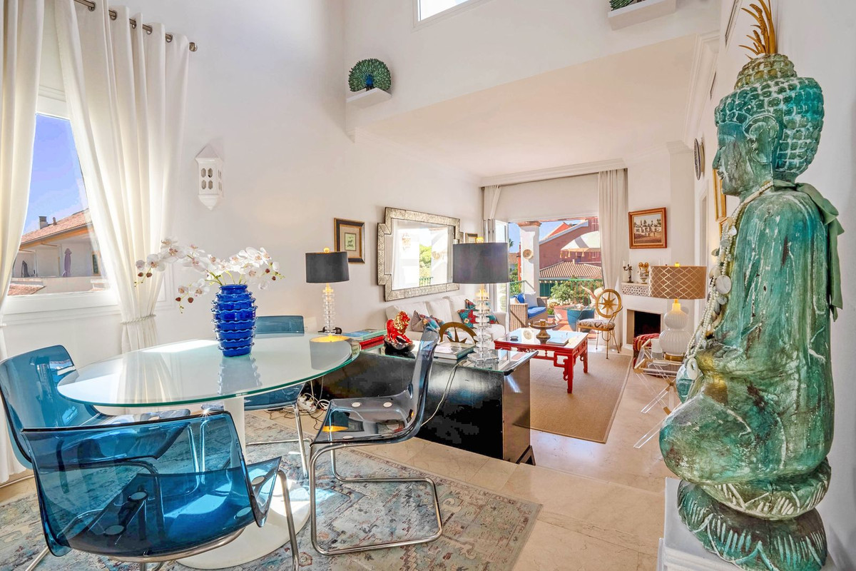 Apartamentos de 3 dormitorios en venta en Marbesa – R5164015