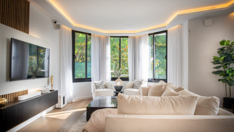 5 bedroom Villas for sale in La Quinta – R5147011