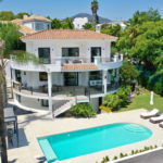 Villas de 5 dormitorios en venta en La Quinta – R5147011
