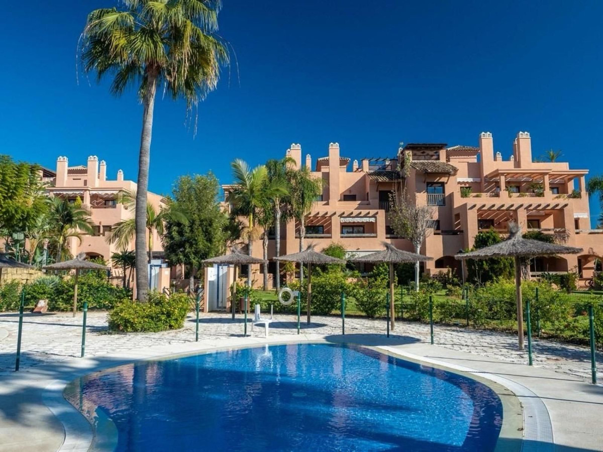 Apartamentos de 3 dormitorios en venta en Hacienda del Sol – R5156320