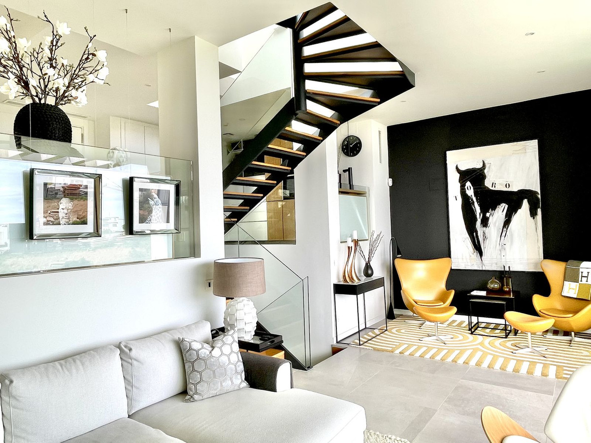 3 bedroom Semi-detached for sale in Cabopino – R4987282