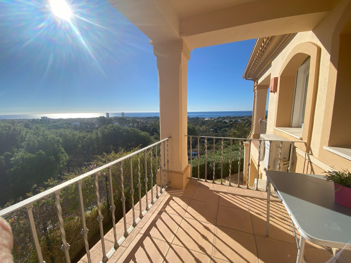 7 bedroom Villas for sale in Elviria – R5108539