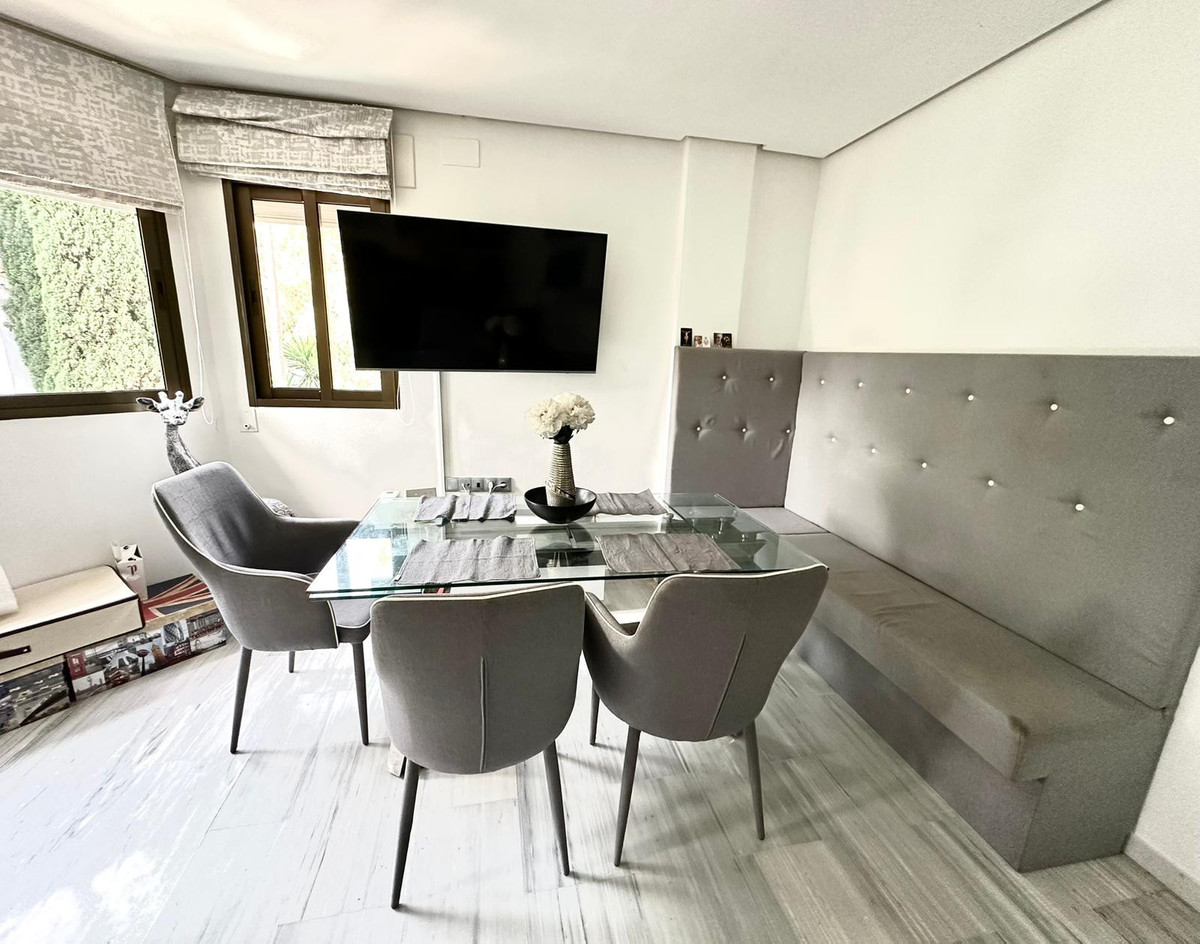 3 bedroom Apartments for sale in Marbella – R5152210