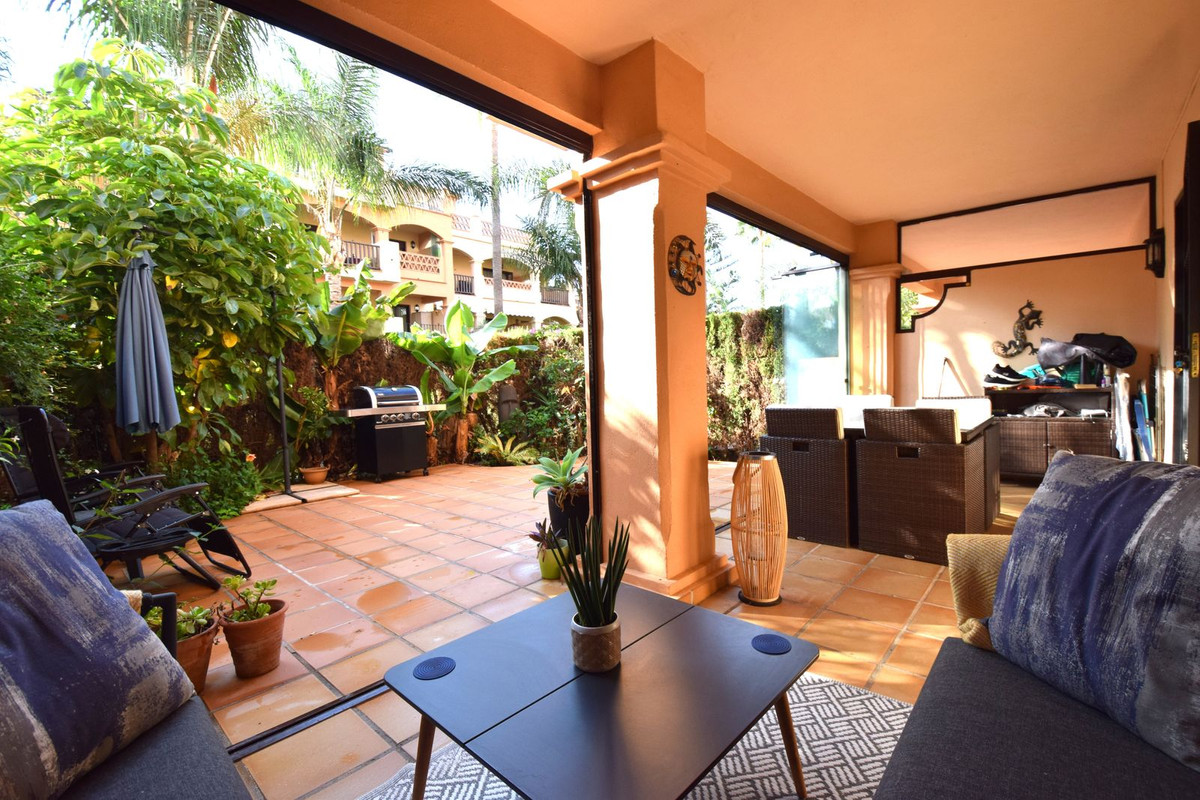 2 bedroom Apartments for sale in La Cala de Mijas – R5161324