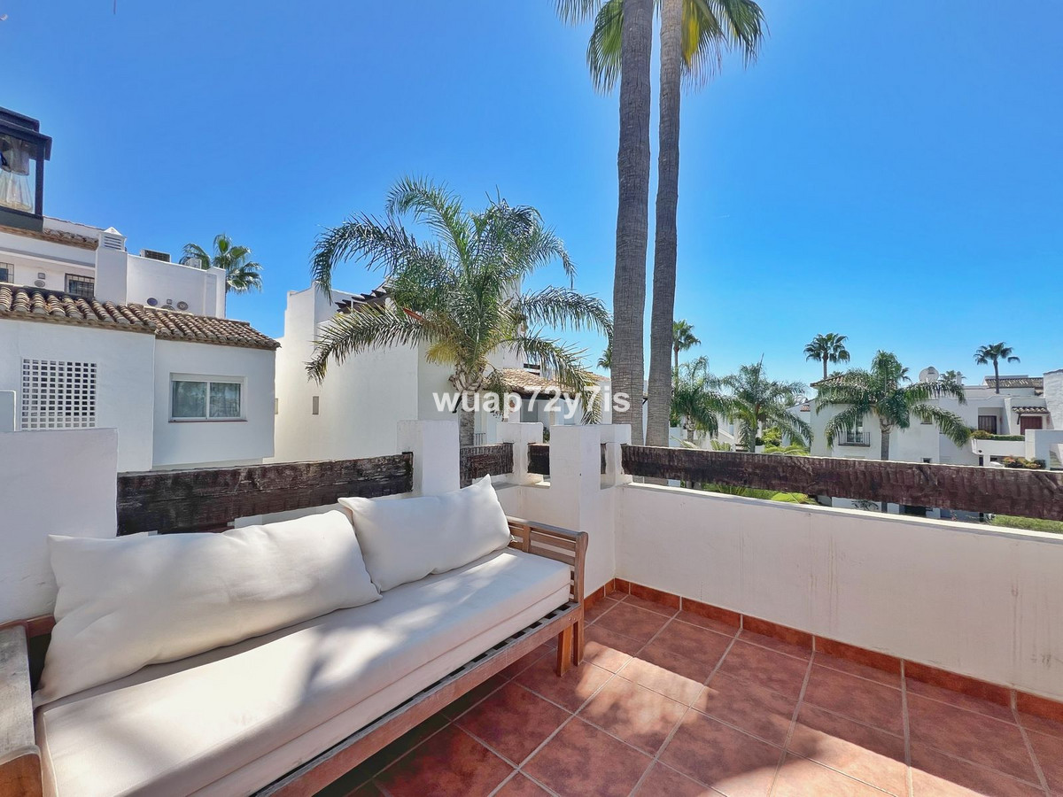 3 bedroom Penthouses for sale in Atalaya – R5147926