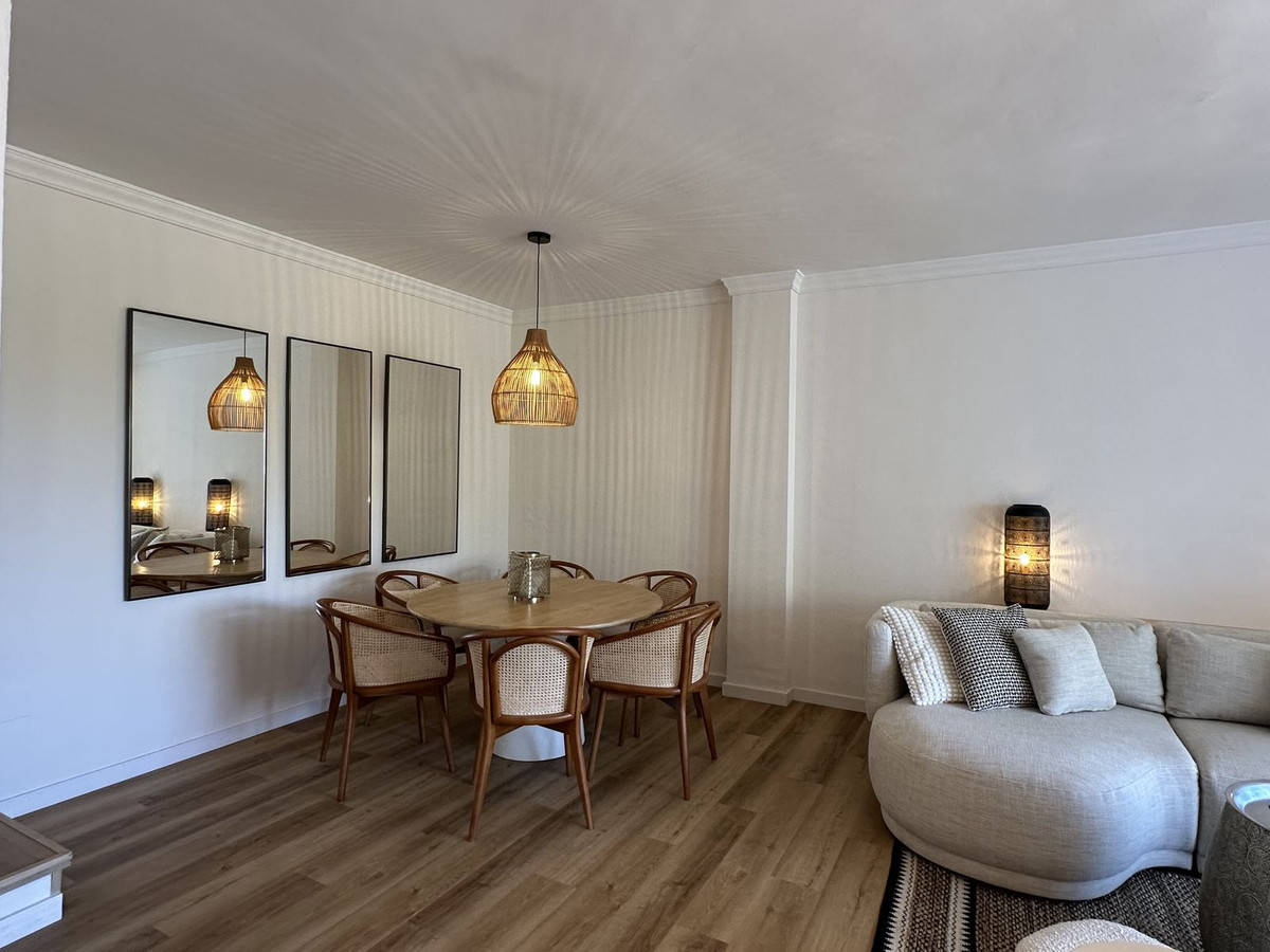 Apartamentos de 3 dormitorios en venta en Milla de Oro – R5142550