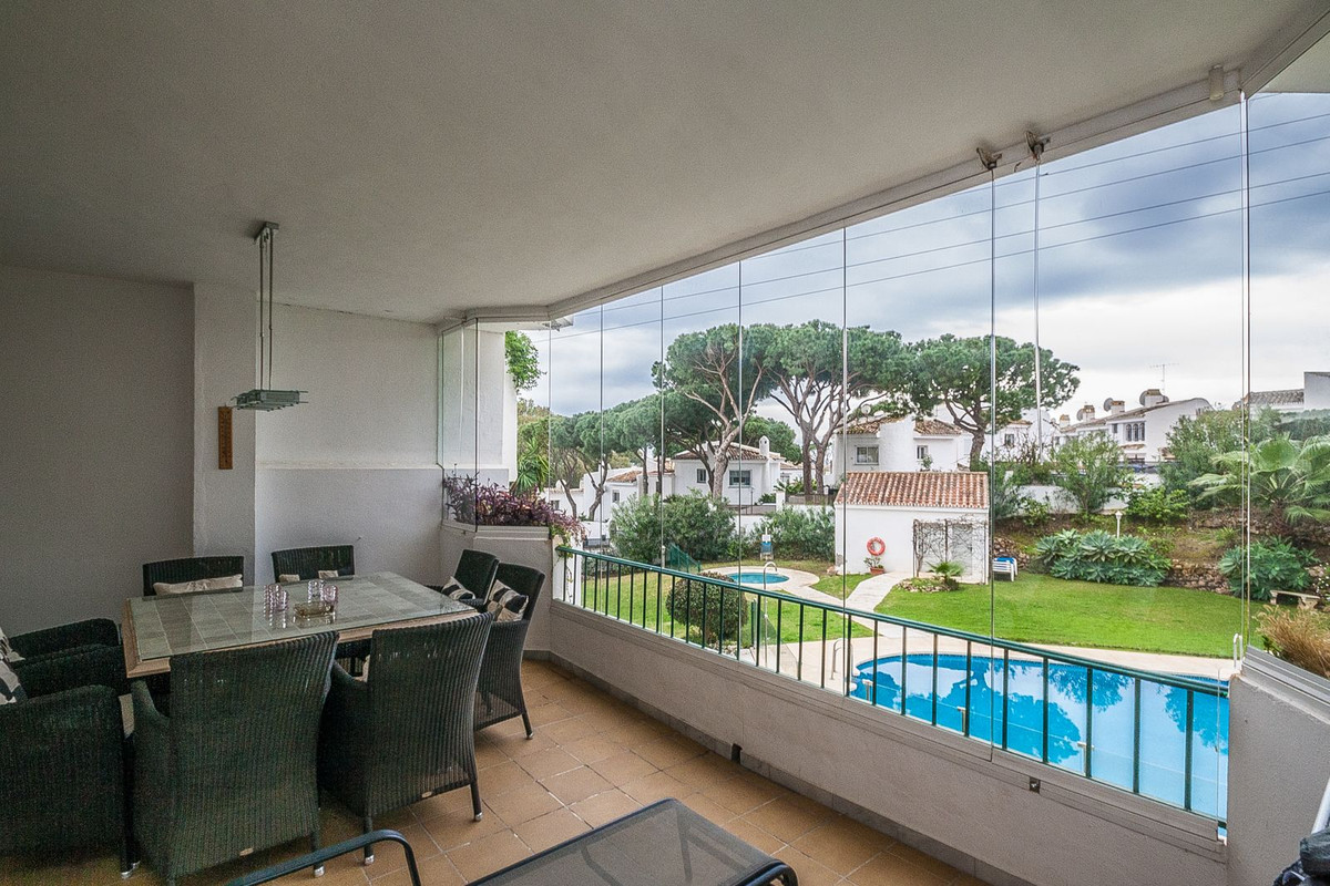 2 bedroom Apartments for sale in Calahonda – R5158237