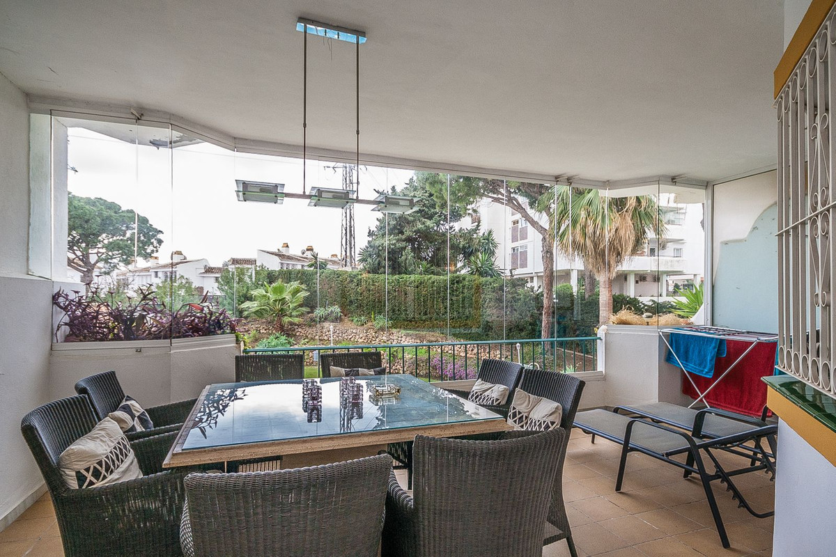 2 bedroom Apartments for sale in Calahonda – R5158237