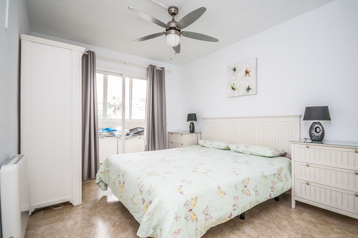 2 bedroom Apartments for sale in Calahonda – R5158237
