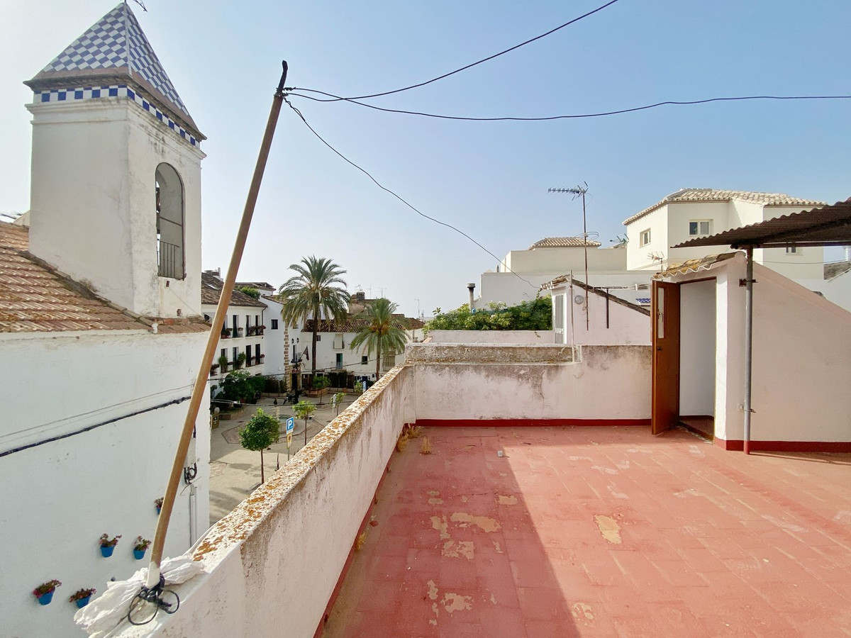 7 bedroom Townhouses for sale in Marbella – R5146675