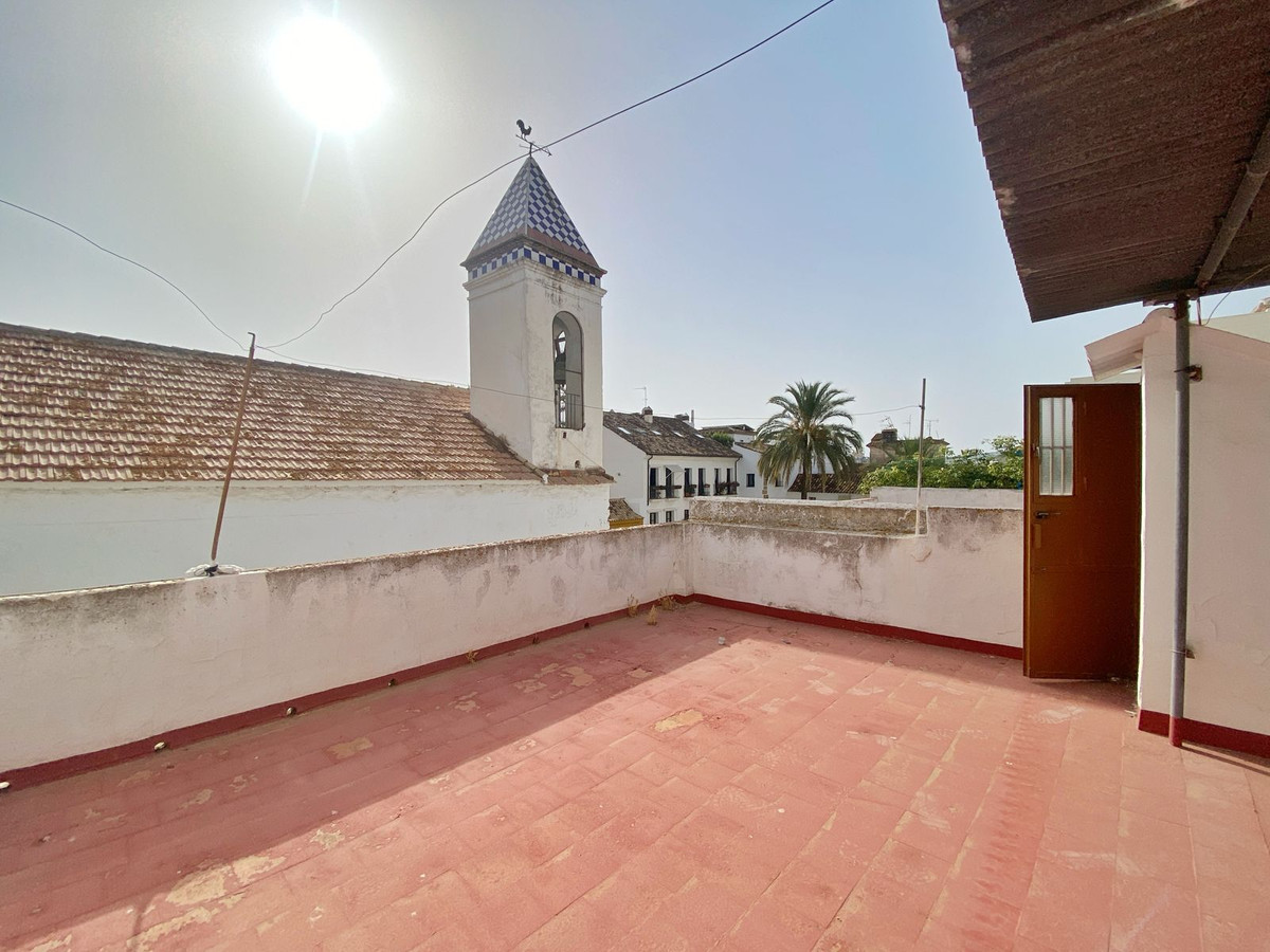 7 bedroom Townhouses for sale in Marbella – R5146675