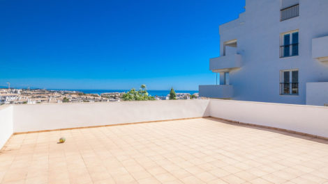 Apartamentos de 3 dormitorios en venta en Riviera del Sol – R5161018
