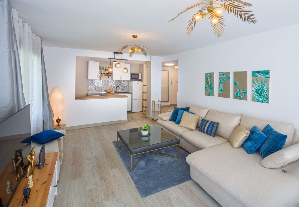 1 bedroom Apartments for sale in Marbella – R4888558