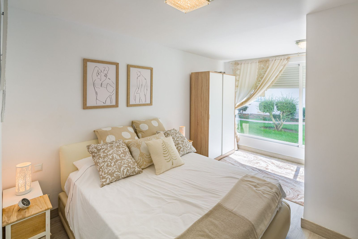 1 bedroom Apartments for sale in Marbella – R4888558