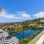 Villas de 5 dormitorios en venta en La Mairena – R5150443