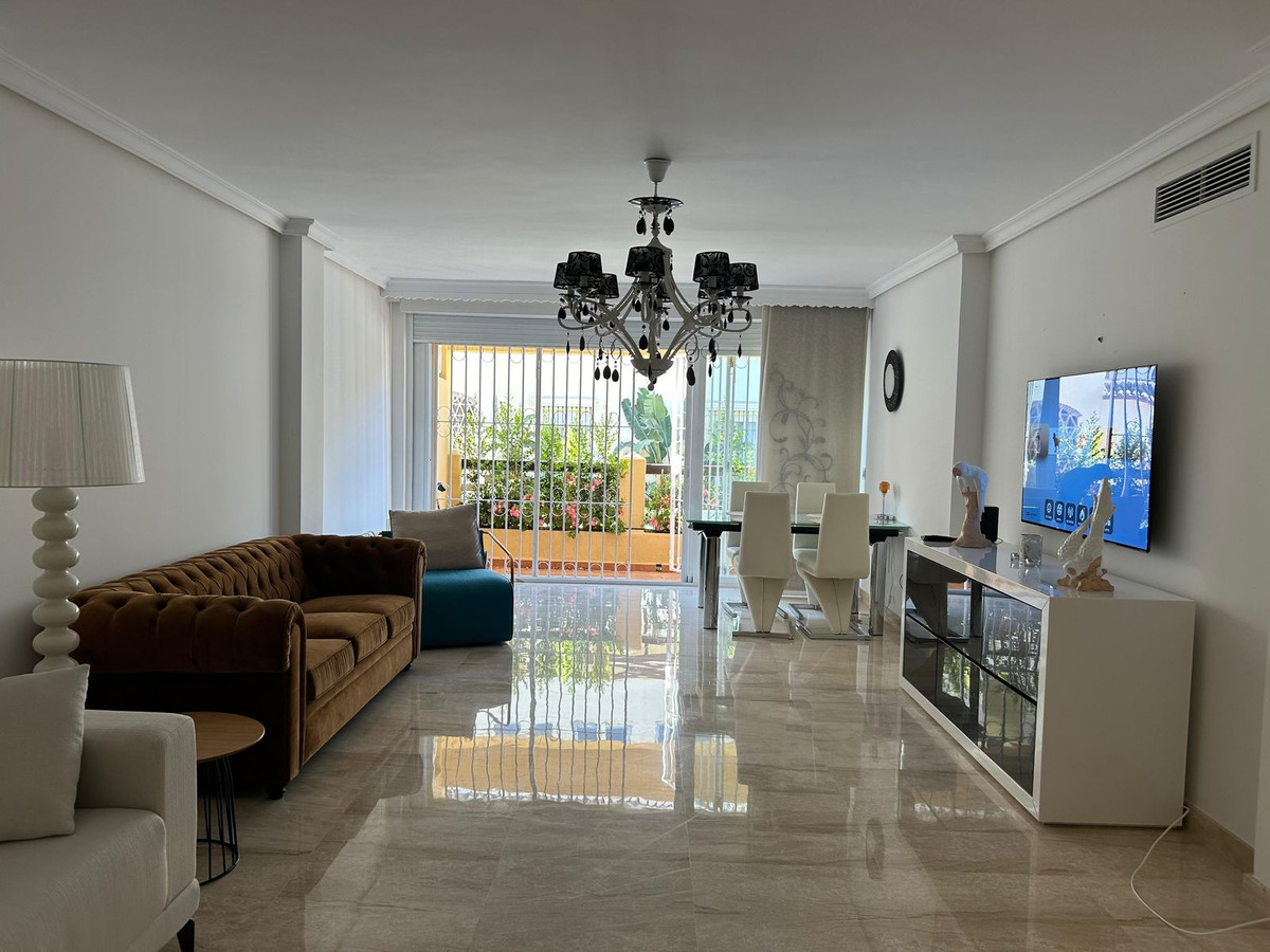 Apartamentos de 2 dormitorios en venta en Elviria – R5160241