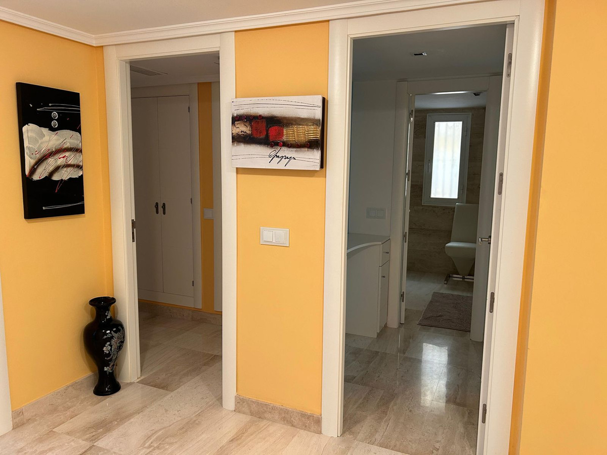 Apartamentos de 2 dormitorios en venta en Elviria – R5160241
