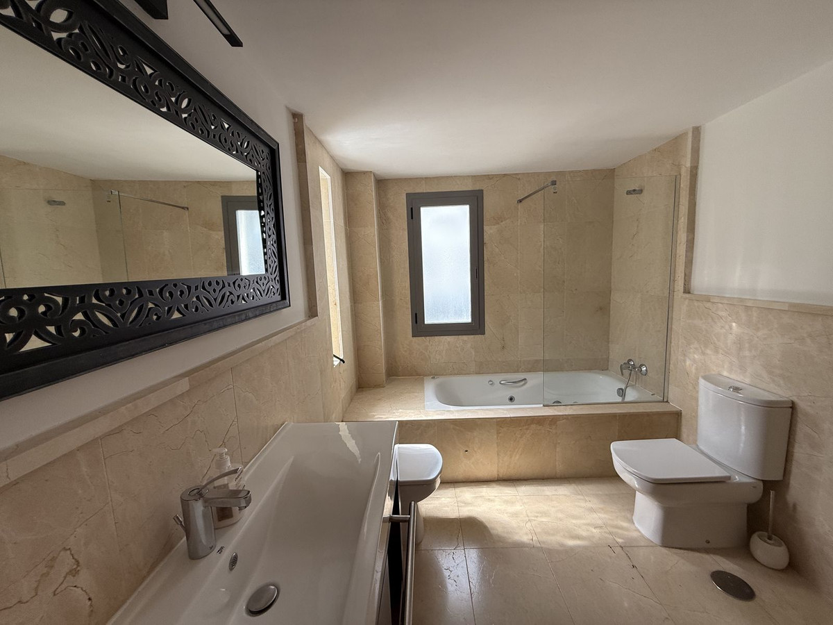 2 bedroom Apartments for sale in Los Flamingos – R5058721