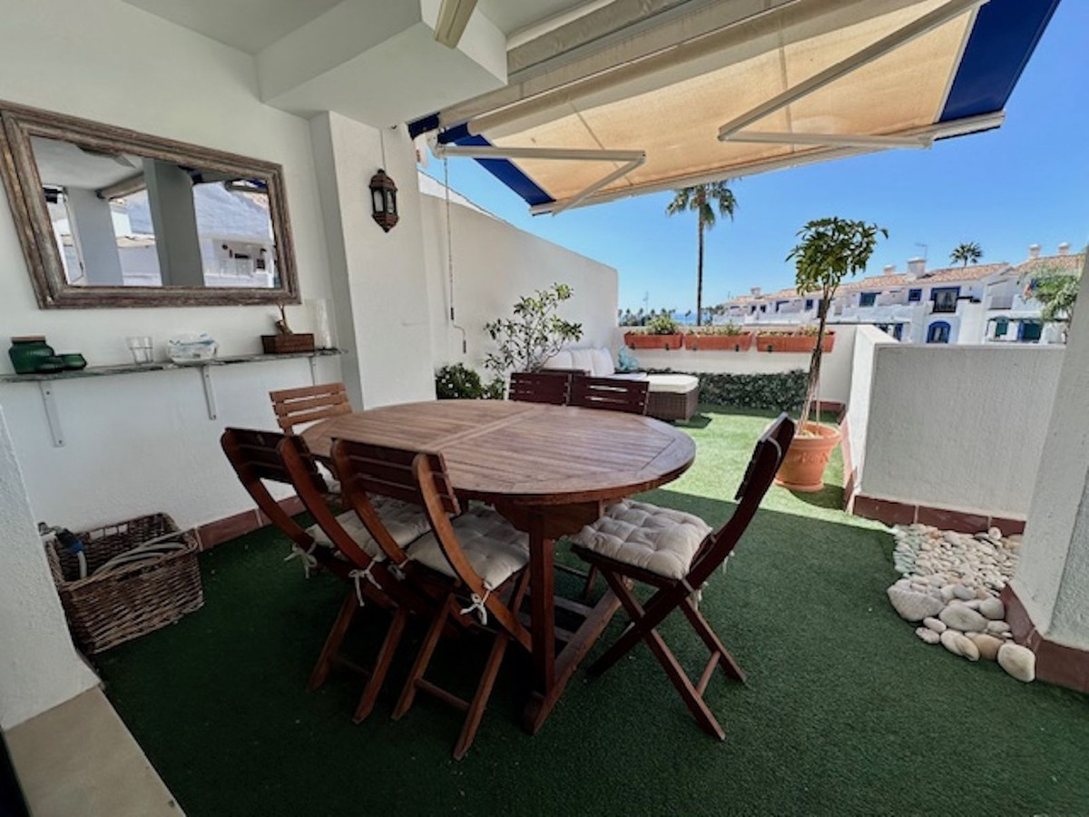 4 bedroom Apartments for sale in Marbella – R5147932
