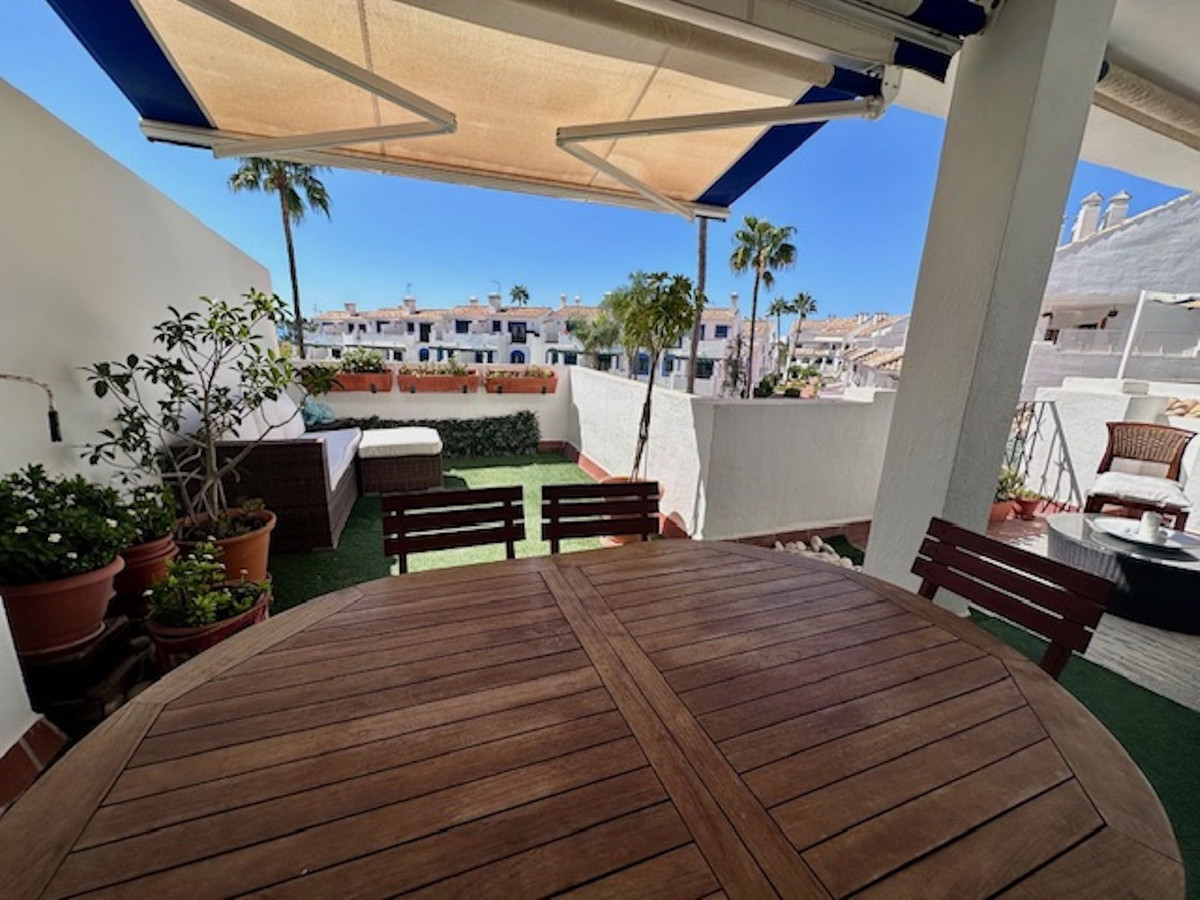4 bedroom Apartments for sale in Marbella – R5147932