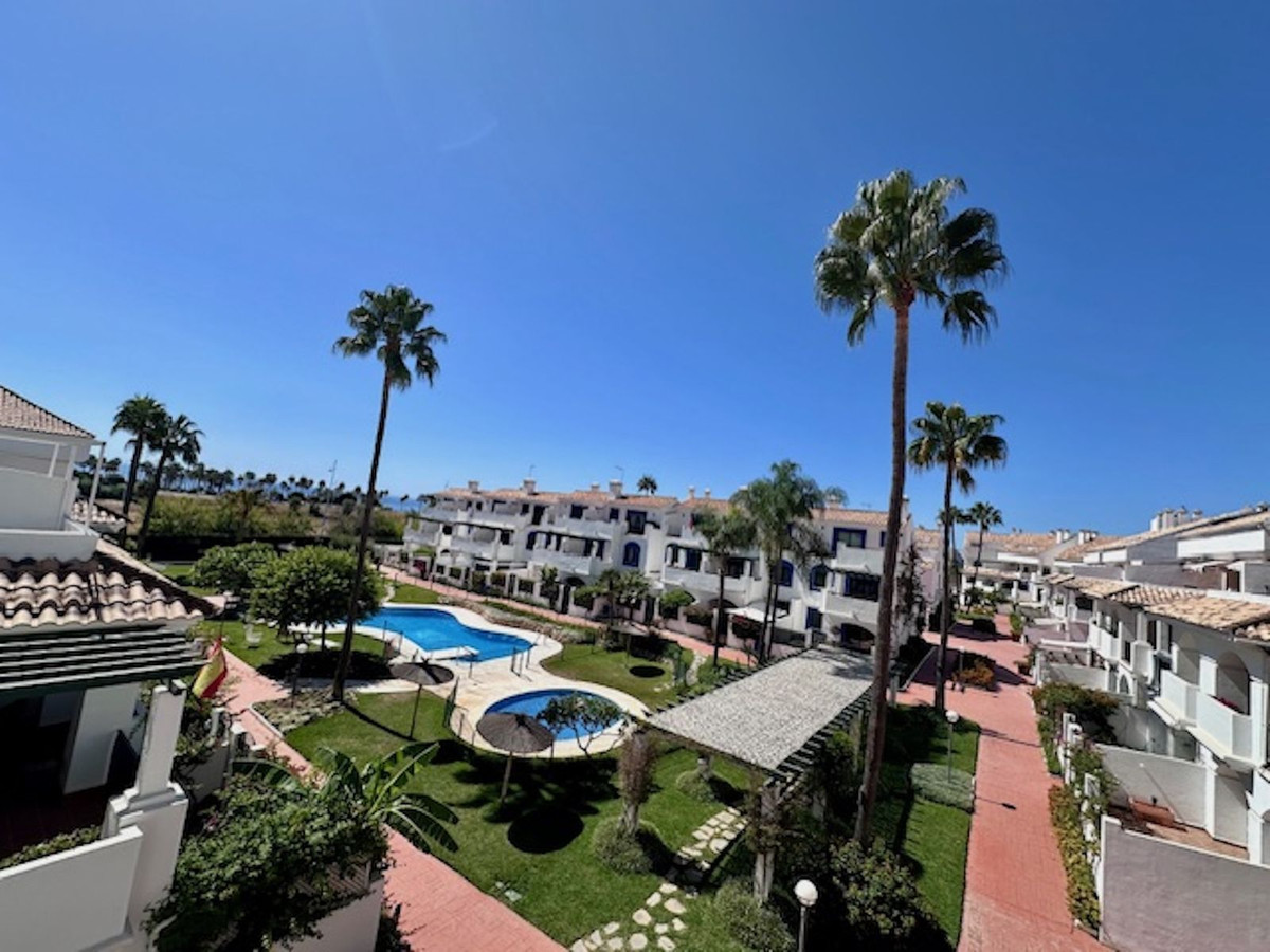 4 bedroom Apartments for sale in Marbella – R5147932