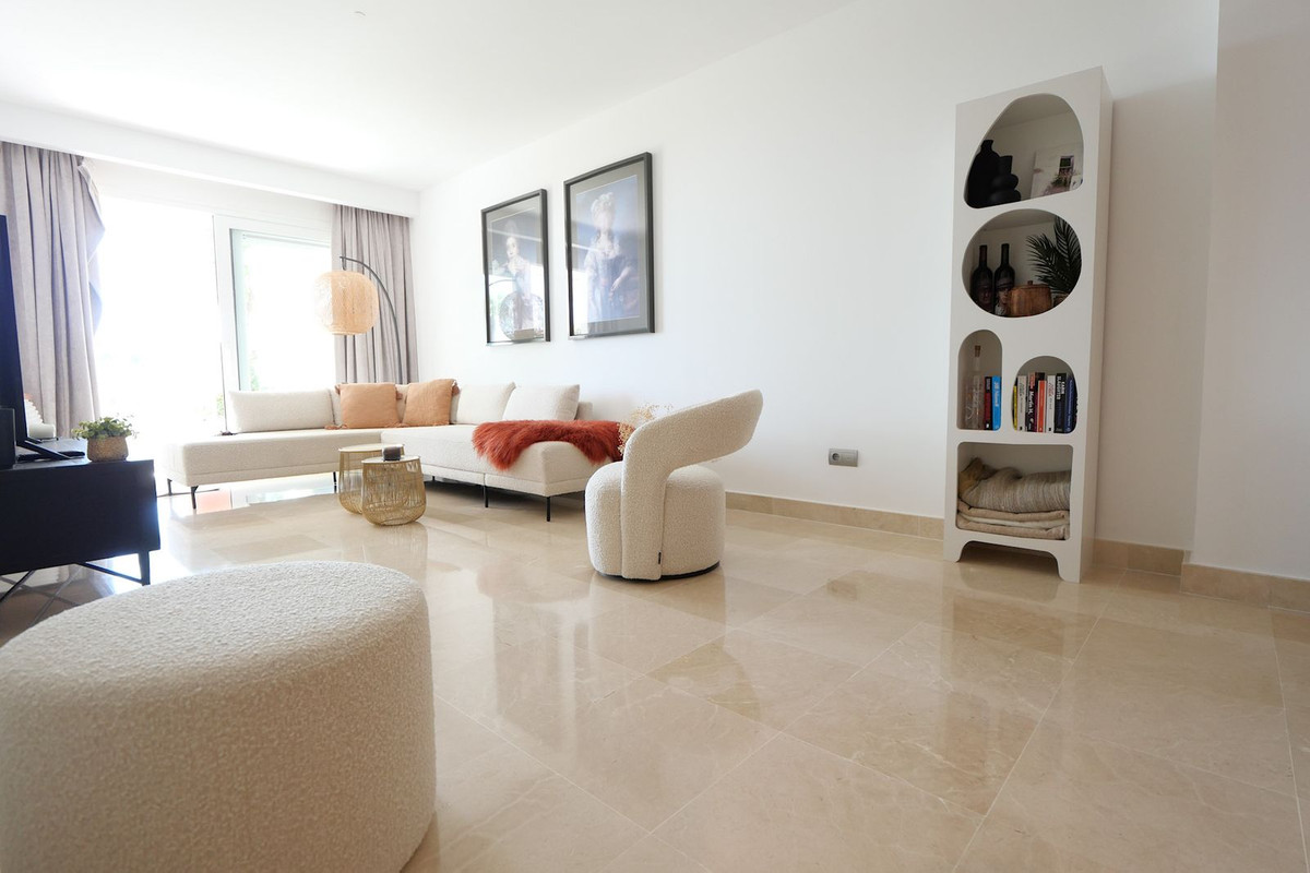 2 bedroom Apartments for sale in La Mairena – R5149888