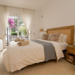 2 bedroom Apartments for sale in Elviria – R5147521
