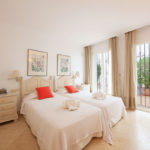 2 bedroom Apartments for sale in Elviria – R5147521