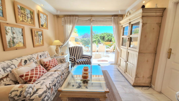 2 bedroom Apartments for sale in Elviria – R5160229 in 