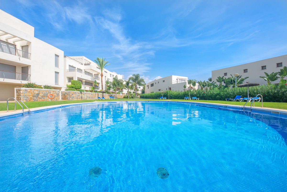 Apartamentos de 3 dormitorios en venta en Altos de los Monteros – R5161387