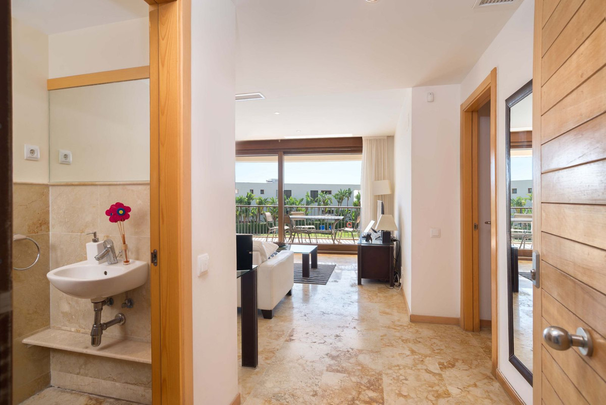 Apartamentos de 3 dormitorios en venta en Altos de los Monteros – R5161387