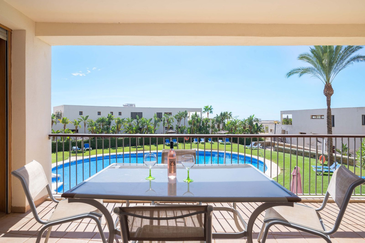 Apartamentos de 3 dormitorios en venta en Altos de los Monteros – R5161387
