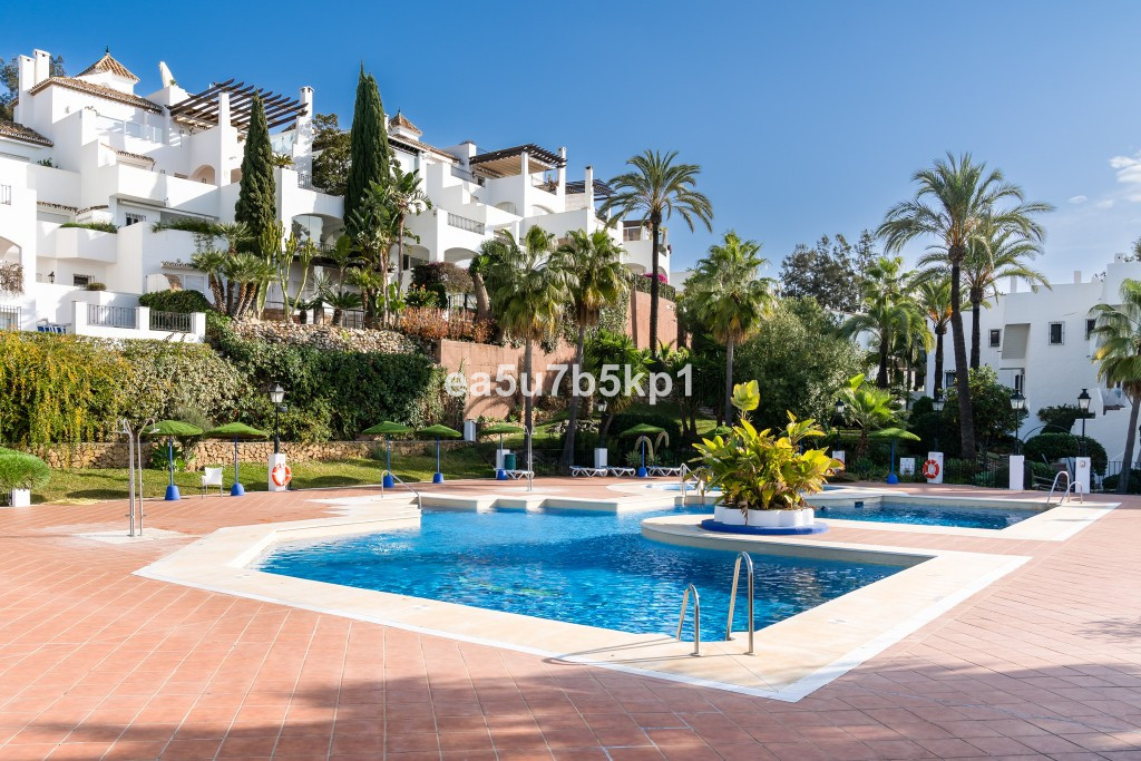 3 bedroom Townhouses for sale in Marbella – R5003710