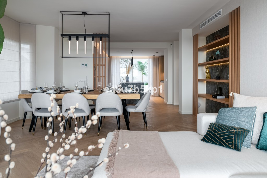 3 bedroom Townhouses for sale in Marbella – R5003710