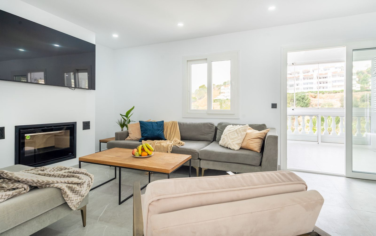 3 bedroom Townhouses for sale in Calahonda – R5160340