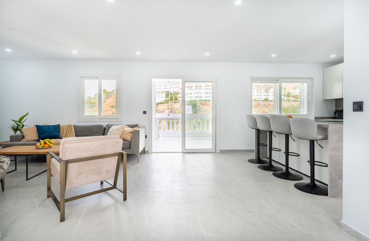 3 bedroom Townhouses for sale in Calahonda – R5160340