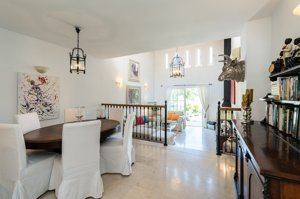 Adosados de 3 dormitorios en venta en Riviera del Sol – R5159734