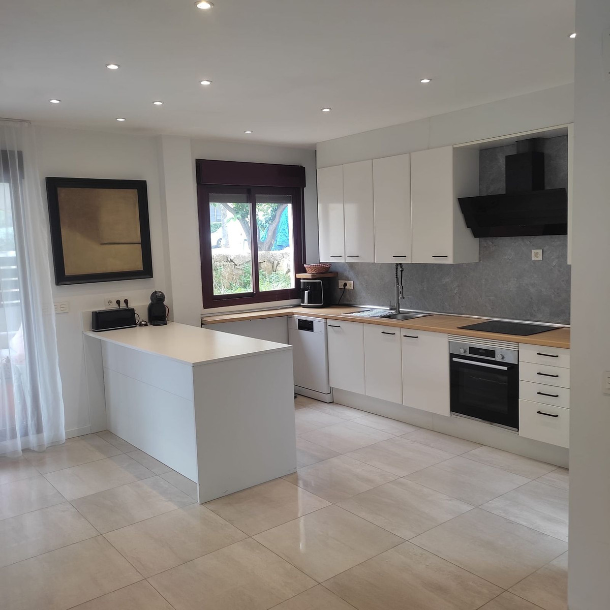 5 bedroom Villas for sale in Selwo – R5010481