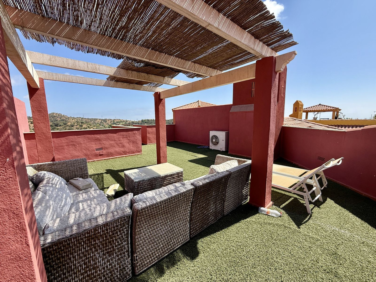 2 bedroom Penthouses for sale in Reserva de Marbella – R5162227