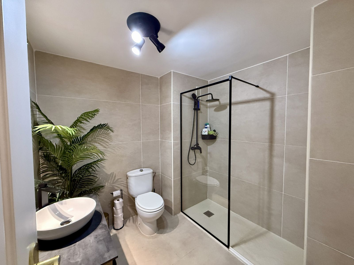 2 bedroom Penthouses for sale in Reserva de Marbella – R5162227