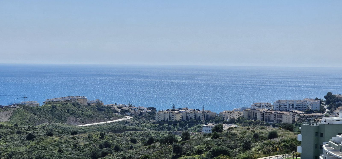 2 bedroom Apartments for sale in La Cala de Mijas – R5150926