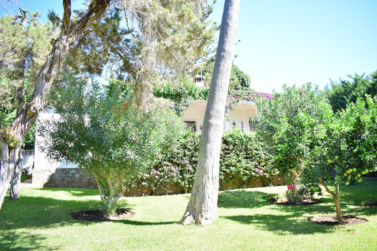 3 bedroom Villas for sale in Marbesa – R5183278