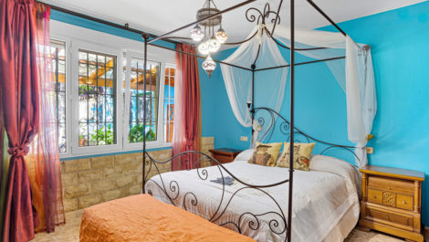 Villas de 5 dormitorios en venta en Marbella – R5177767