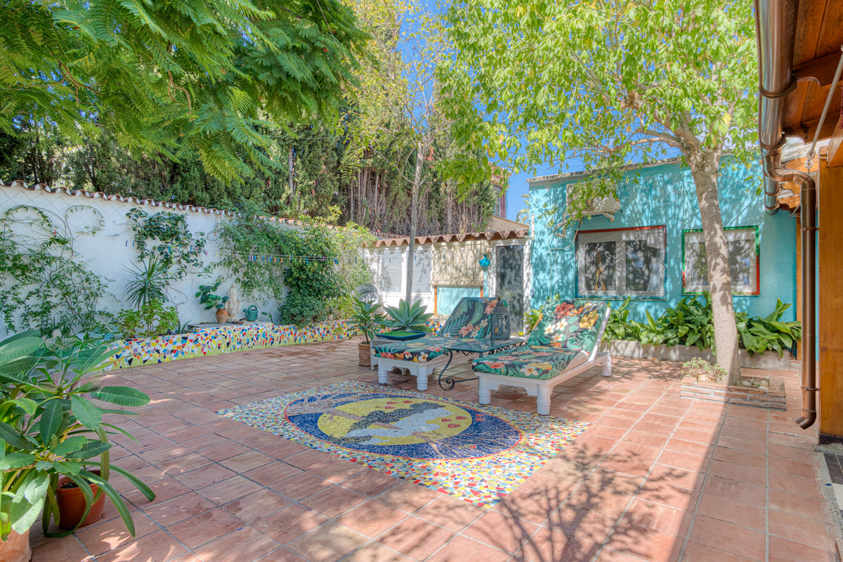 5 bedroom Villas for sale in Marbella – R5177767