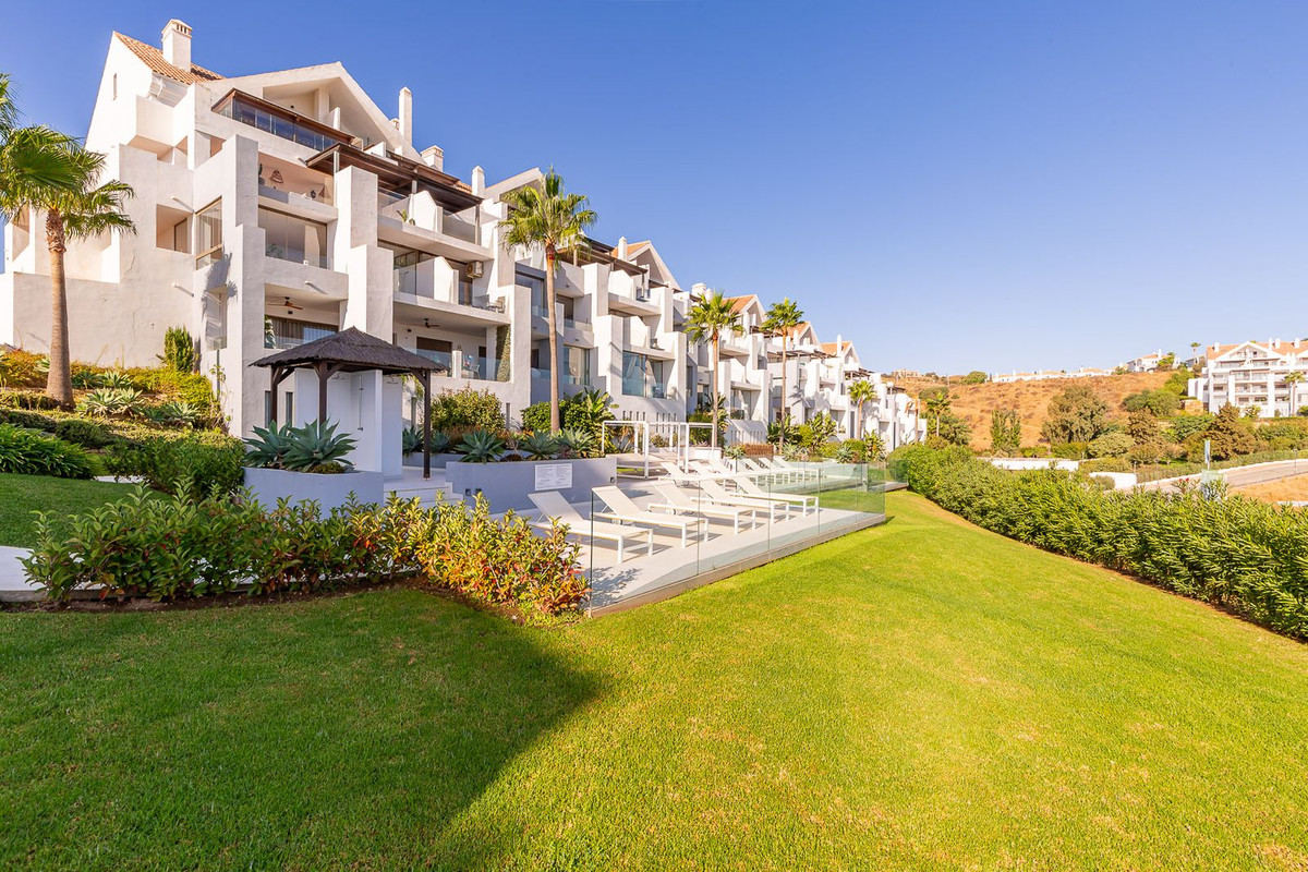 Apartamentos de 2 dormitorios en venta en La Cala de Mijas – R5186815 Apartamentos de 2 dormitorios en venta en La Cala de Mijas – R5186815