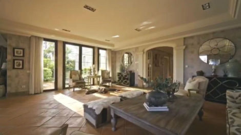 8 bedroom Villas for sale in Guadalmina Baja – R5104192