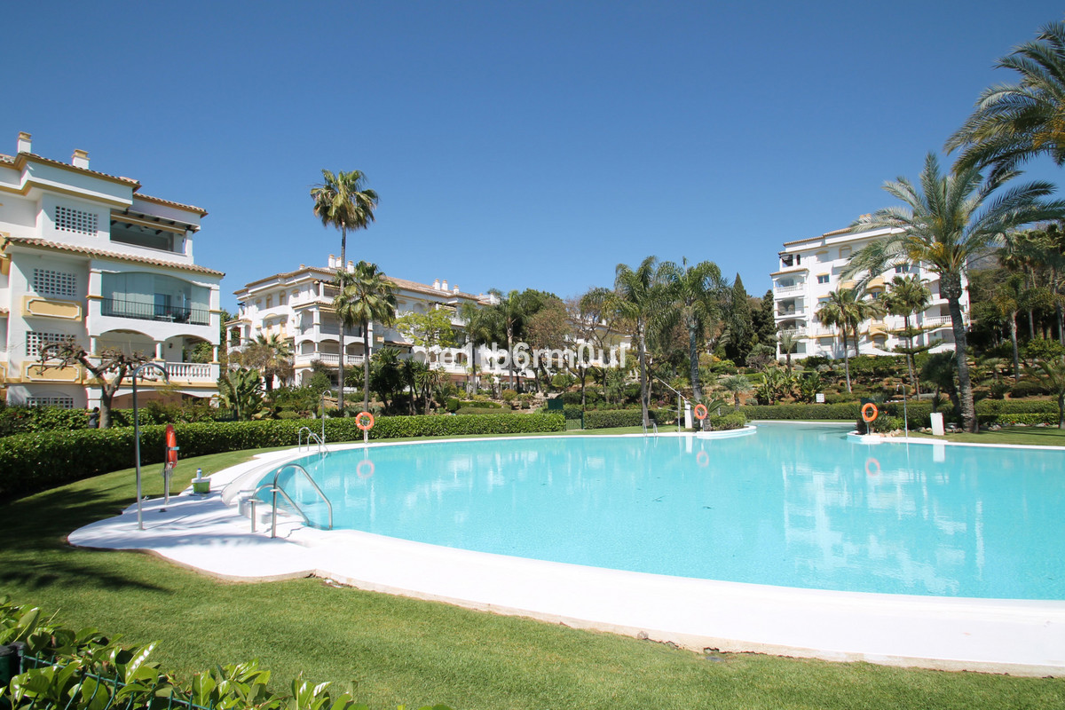 3 bedroom Apartments for sale in Milla de Oro – R5169763