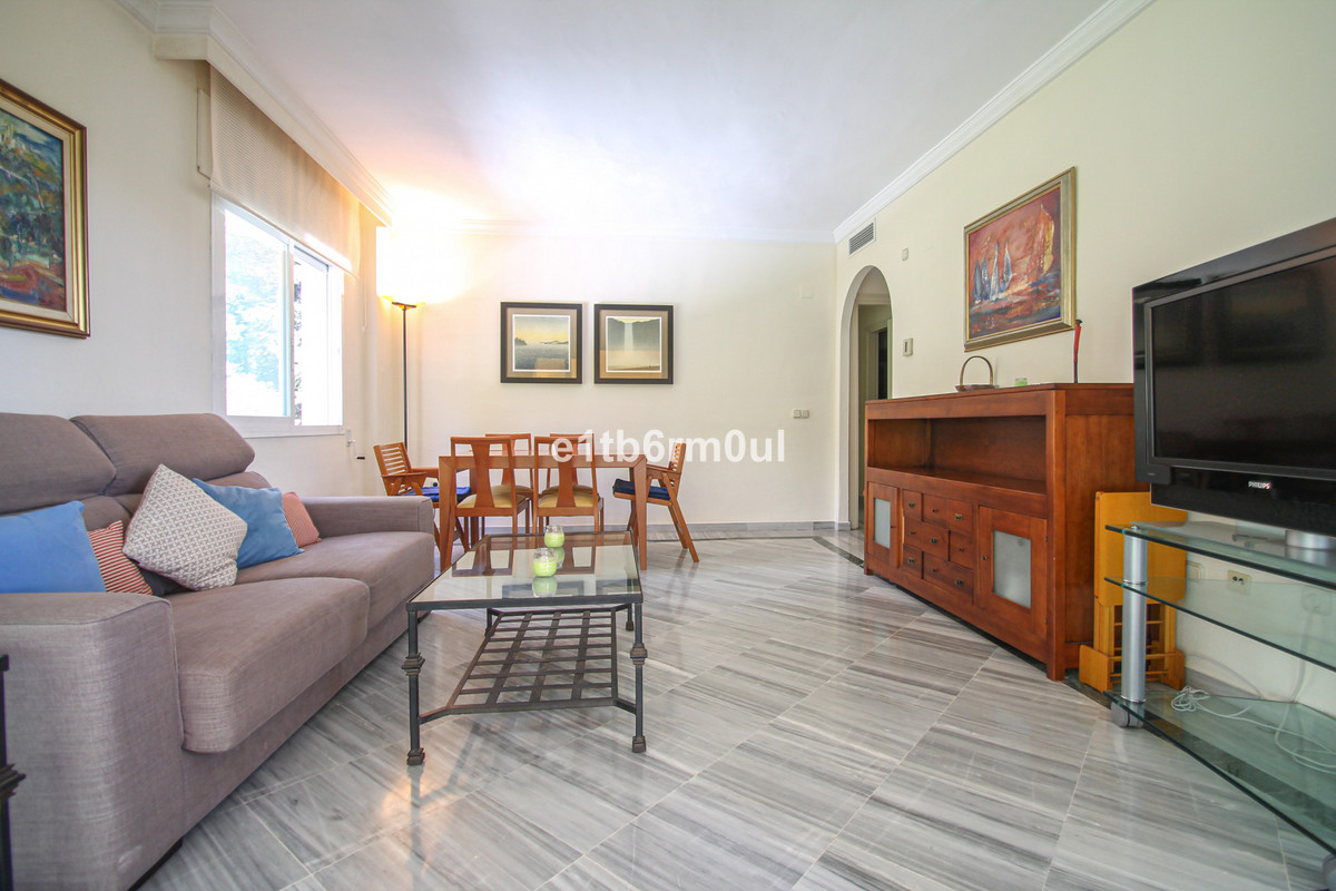 3 bedroom Apartments for sale in Milla de Oro – R5169763